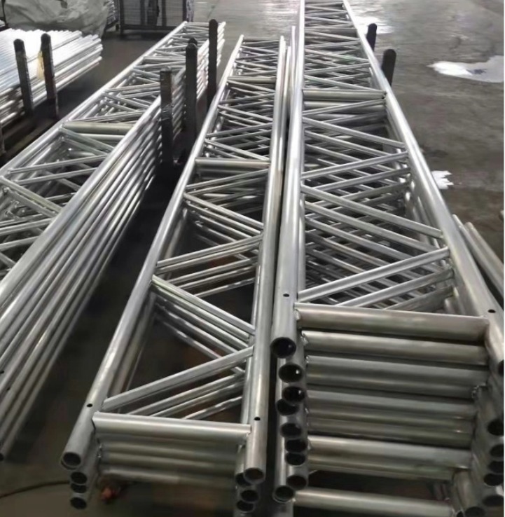 aluminum ladder truss without spigot connecting design and bolt connecting design.jpg