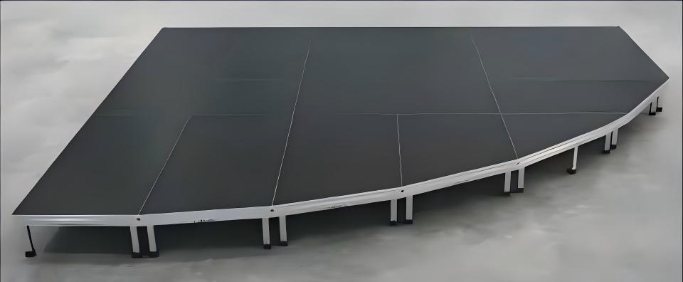Faceted stage in close view.jpg