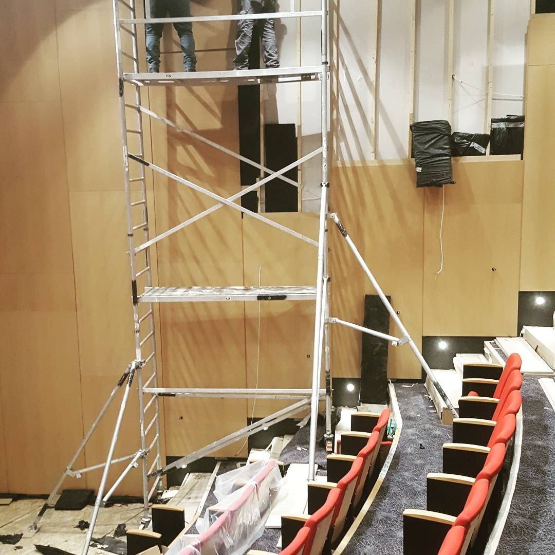 4m single scaffolding for indoor sound system installation.jpg