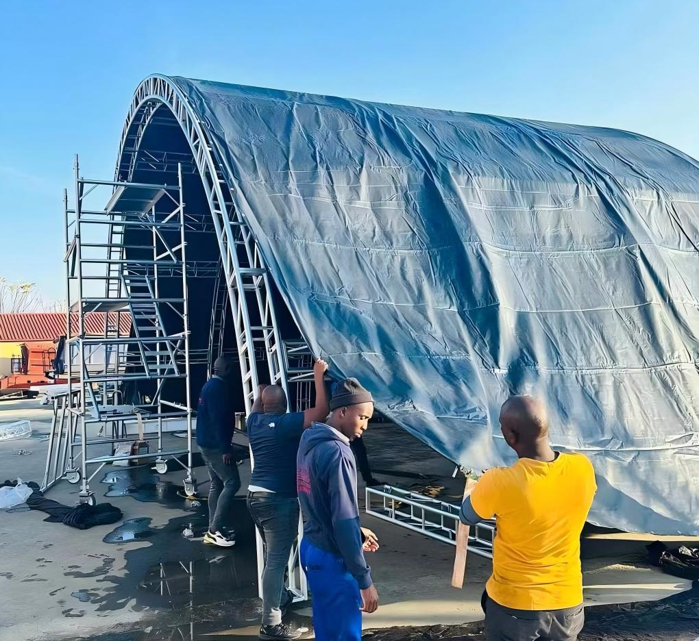 concert use mobile scaffolding aluminum.jpg